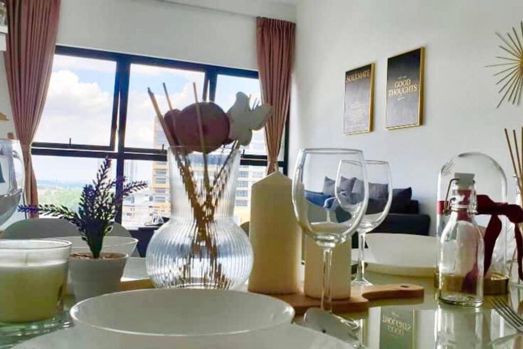 Cozy Mayfair Homestay Puchong Exteriör bild